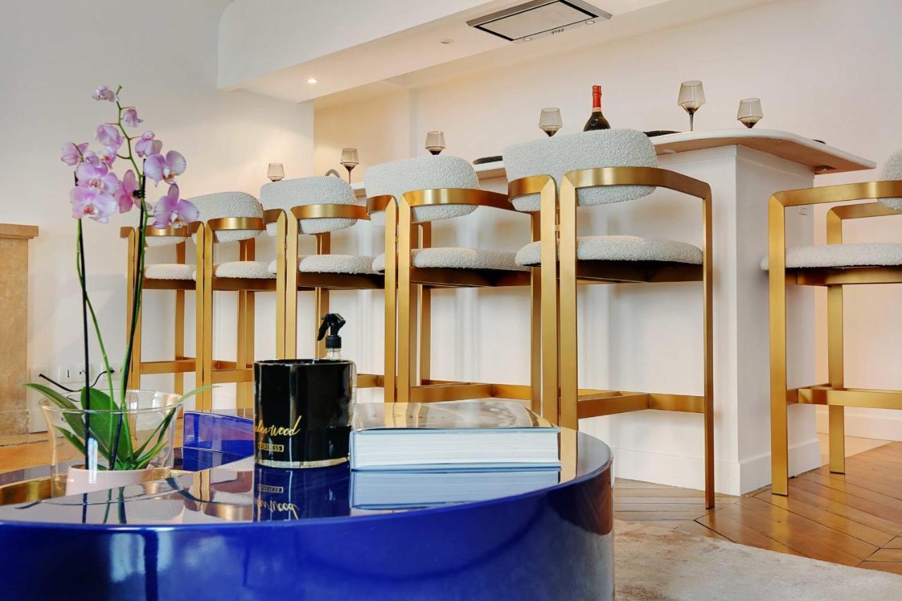 Elegant Apartment - 2Bd-6P - Avenue Montaigne Paris Bagian luar foto