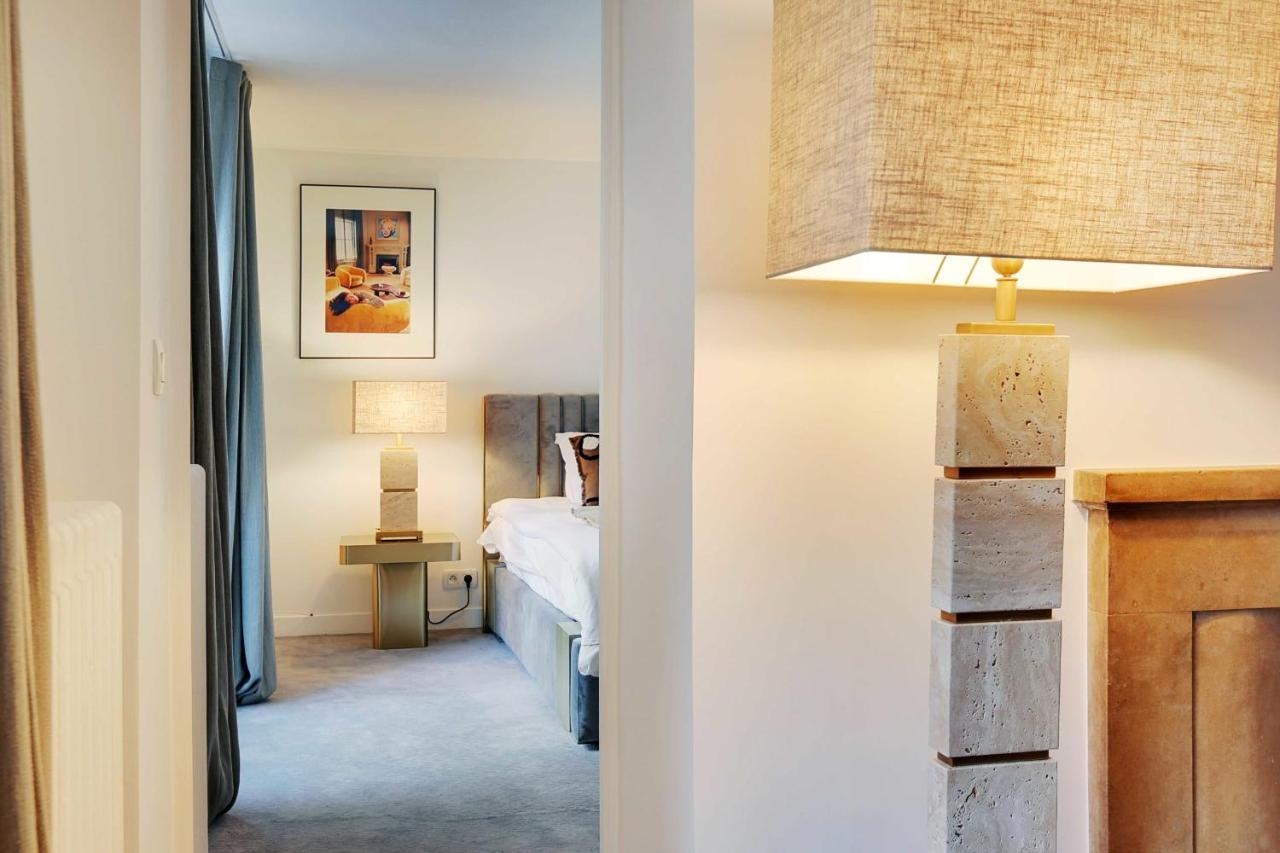 Elegant Apartment - 2Bd-6P - Avenue Montaigne Paris Bagian luar foto