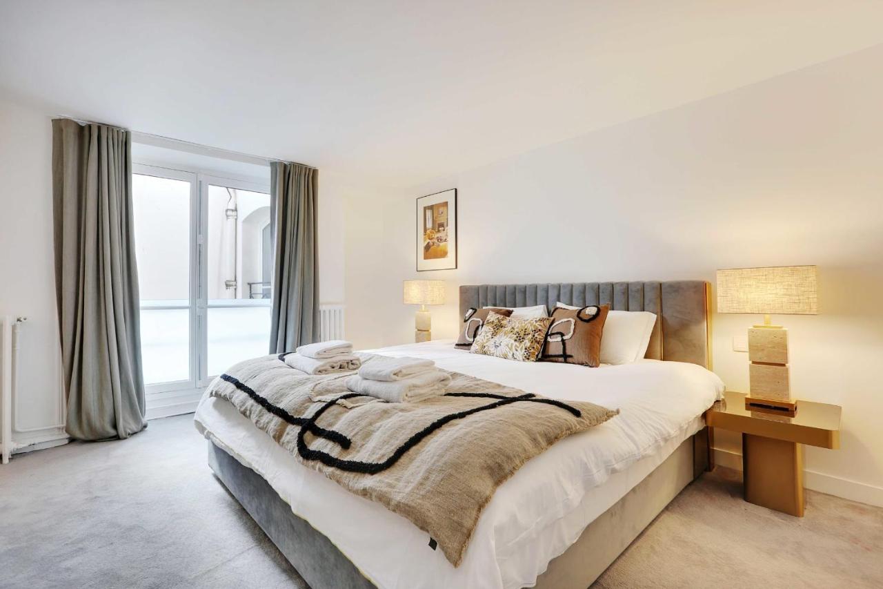 Elegant Apartment - 2Bd-6P - Avenue Montaigne Paris Bagian luar foto