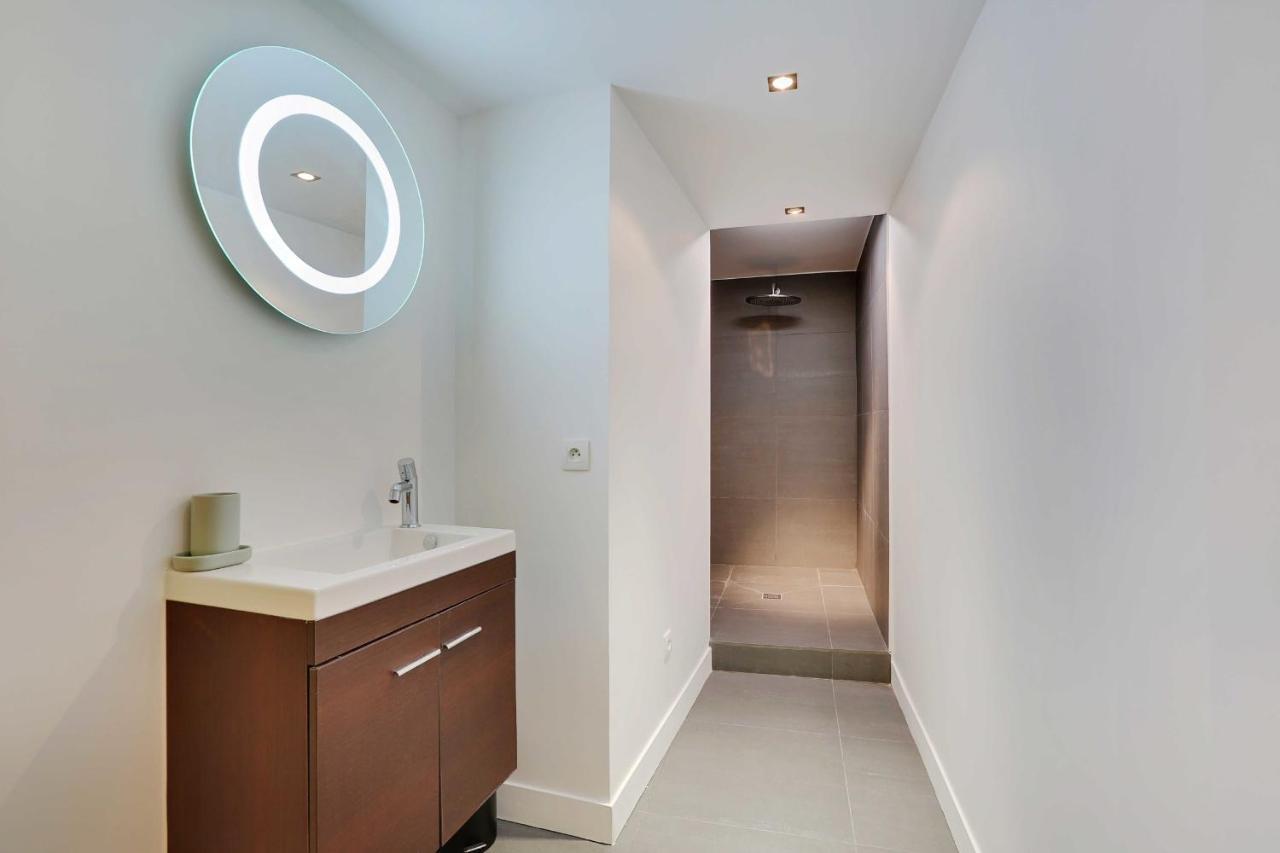 Elegant Apartment - 2Bd-6P - Avenue Montaigne Paris Bagian luar foto
