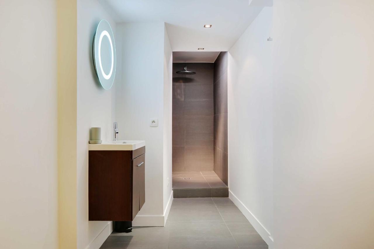 Elegant Apartment - 2Bd-6P - Avenue Montaigne Paris Bagian luar foto
