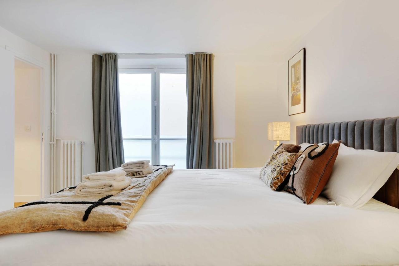 Elegant Apartment - 2Bd-6P - Avenue Montaigne Paris Bagian luar foto